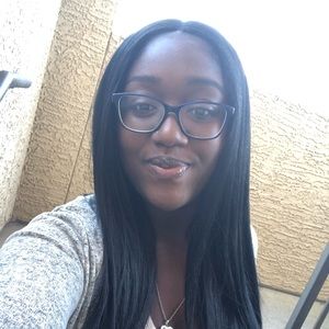 Meet your Posher, Leondra